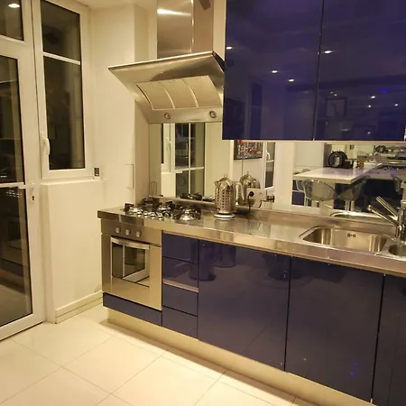 Modern Design Central 2bedrooms *